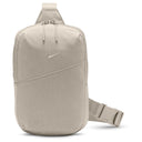 Nike Aura - Umhängetasche 28 cm (cream/metallic)