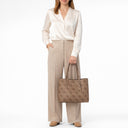 Guess Meridian ll - Shopper 36 cm (latte logo) - Ansicht 7