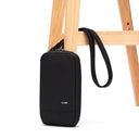 pacsafe RFIDsafe Tech Crossbody - Umhängetasche 22 cm (jet black) - Ansicht 8