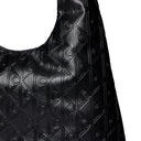 Calvin Klein Puffer Emblem - Schultertasche 54 cm (black) - Ansicht 4