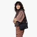 Eastpak Pouch Bag - Umhängetasche 26 cm (black) - Ansicht 4