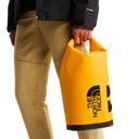 The North Face Base Camp Dry Bag - Packsack 8L (summit gold/tnf black) - Ansicht 6