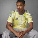 adidas Juventus Turin Fußball - Auswärtstrikot 24/25 Men (pure sulfur, XL) - Ansicht 9