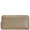 Calvin Klein Embossed Logo - Wallet L 12cc 19.2 cm RFID (crockery)