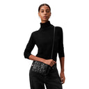 Calvin Klein Quilted Emblem - Umhängetasche 18 cm (black) - Ansicht 5