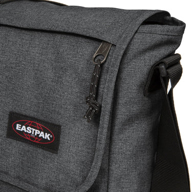 Eastpak Delegate + - Schultertasche 17" 38.5 cm (black denim) - Ansicht 4