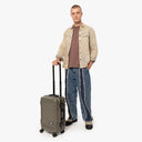 Eastpak selection Resist'r Case - 4-Rollen-Kabinentrolley S 55 cm (army olive) - Ansicht 8
