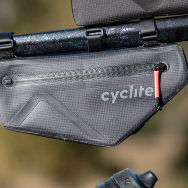 Cyclite Frame Bag Small / 02 -  Rahmentasche (Bikepacking) 24 cm (black) - Ansicht 4