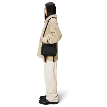 Rains Texel Crossbody - Umhängetasche 24 cm (black) - Ansicht 7