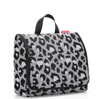 reisenthel cosmetics toiletbag XL - Kulturbeutel 28 cm (leo nero) - Ansicht 2