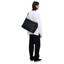 Sandqvist Icon Messenger Bag - Umhängetasche 14" 49 cm (black) - Ansicht 8