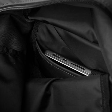 Sandqvist Stream Rolltop - Rucksack 16" 67 cm (black) - Ansicht 5